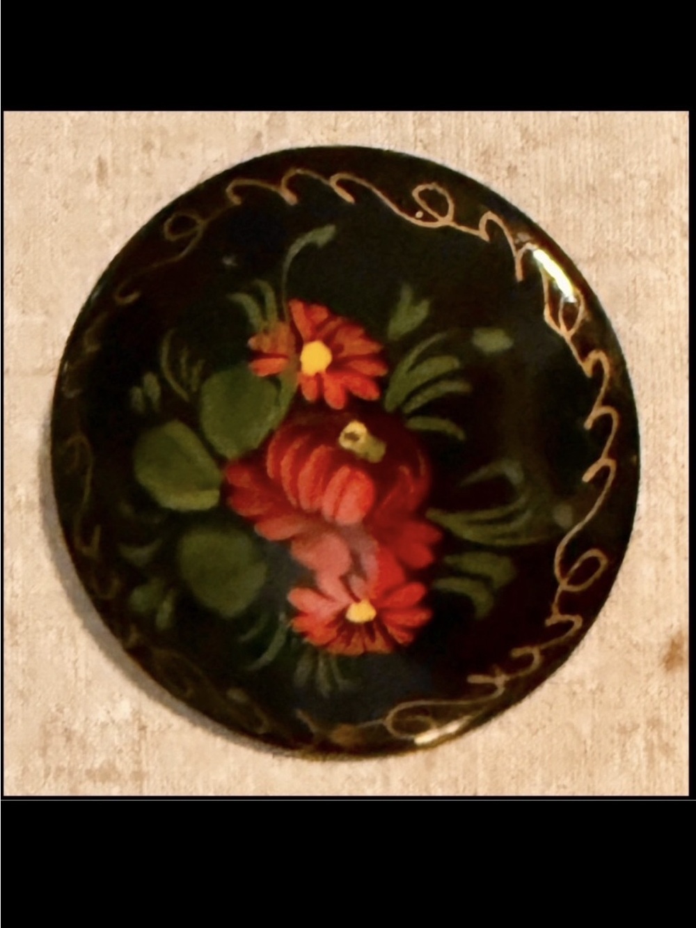 Vintage Russian floral black lacquer brooch/pin Artisan hand painted jewelry